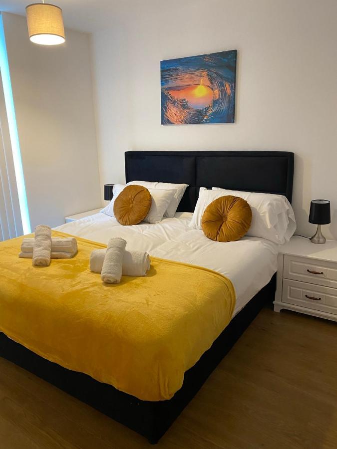 Berks Luxury Serviced Apartments , Free Parking, Free Gym And Free Wifi ブラックネル 部屋 写真