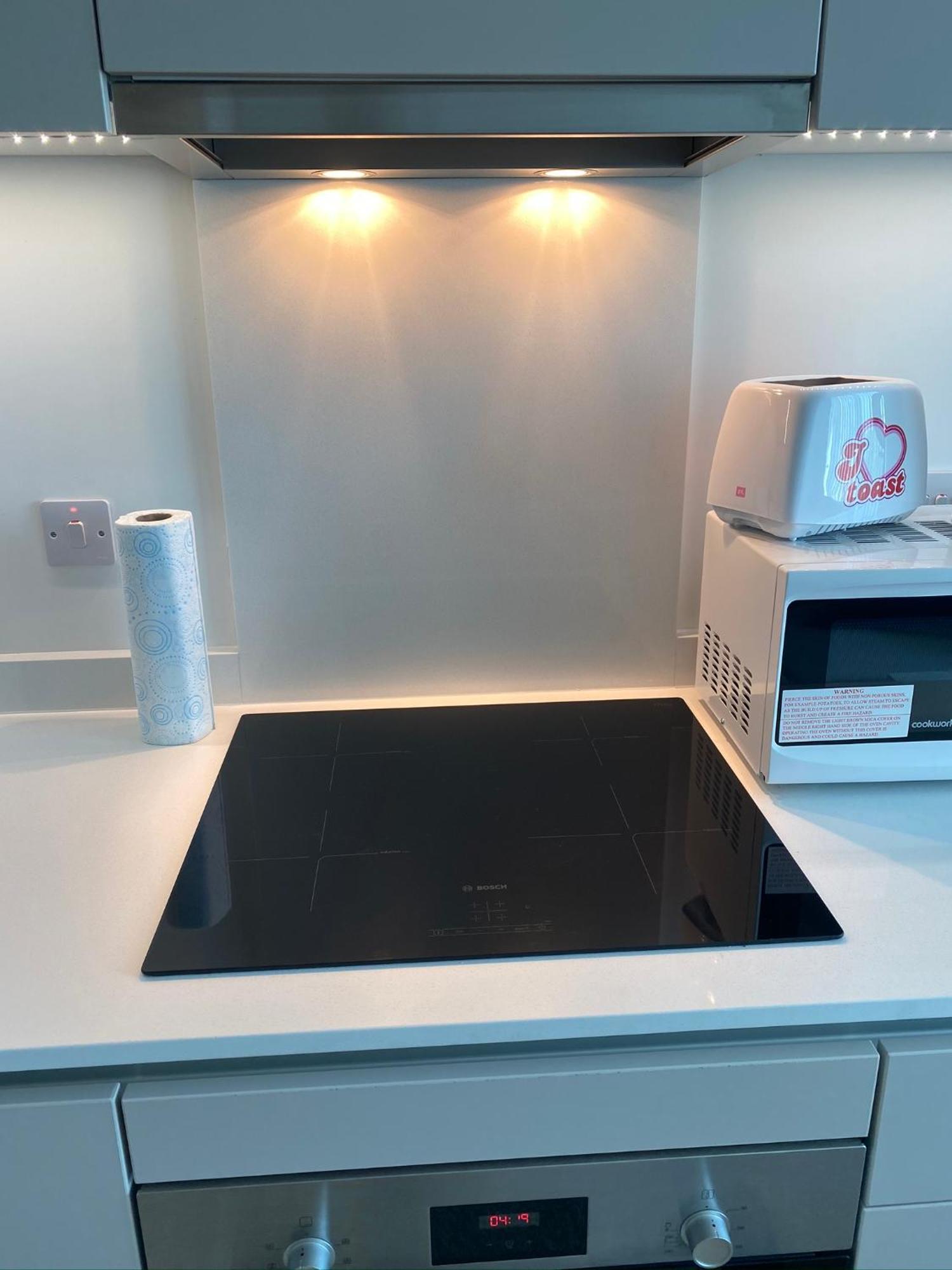 Berks Luxury Serviced Apartments , Free Parking, Free Gym And Free Wifi ブラックネル 部屋 写真